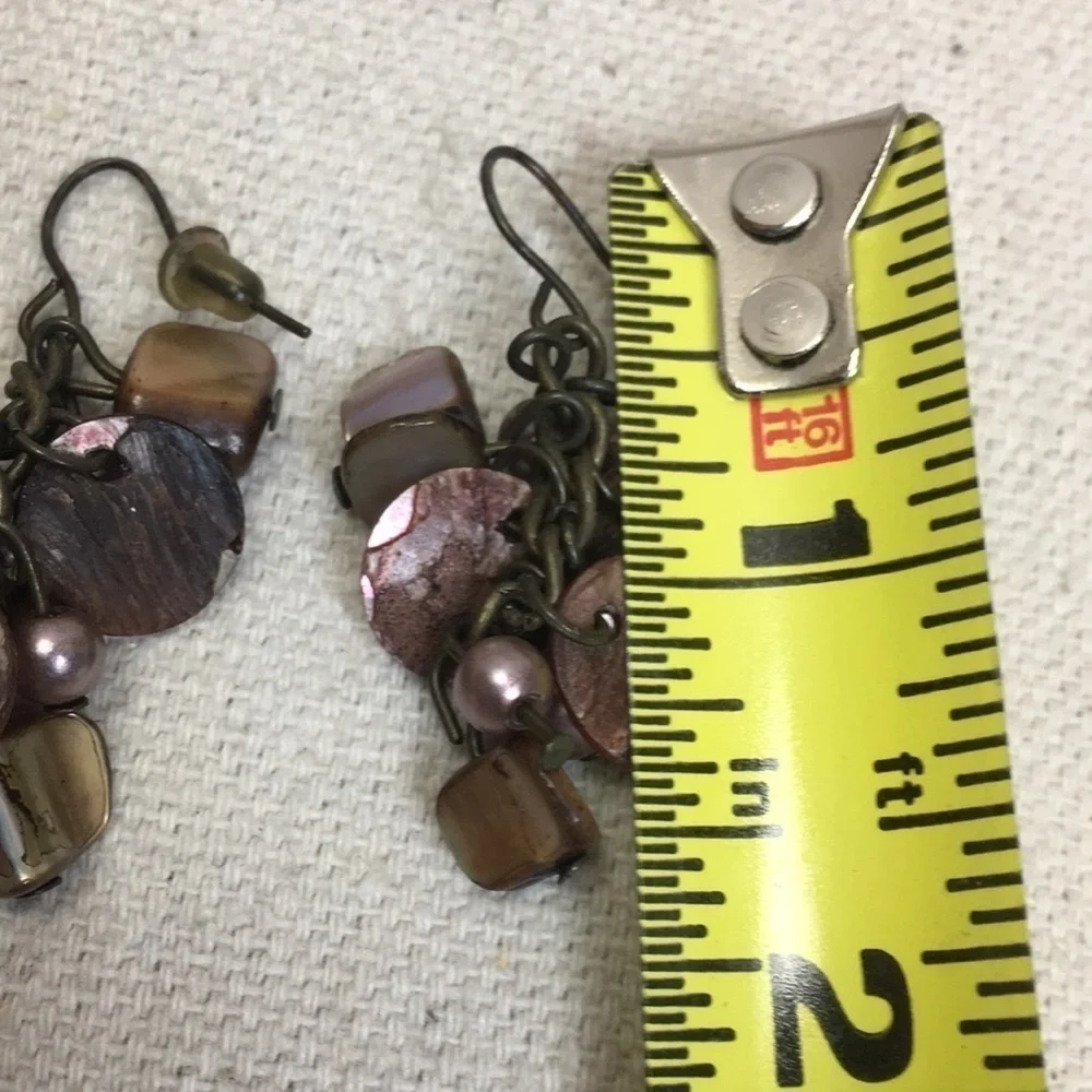 Shell and pearl Dangle earrings